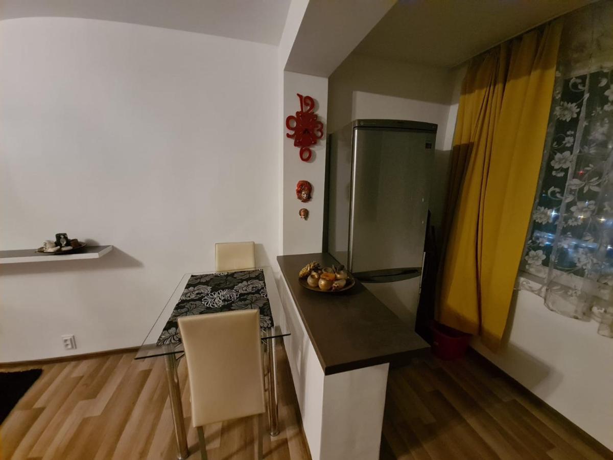 Apartament Cristina Deva Eksteriør bilde